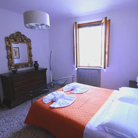 Noa's Balcony Apartment *